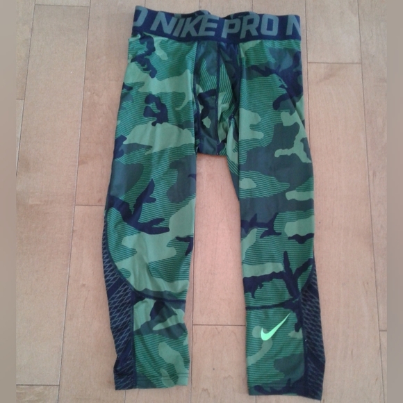 NIKE PRO Combat Mens sz M Compression Training Spandex Tights woodland Camo pant - Picture 2 of 6